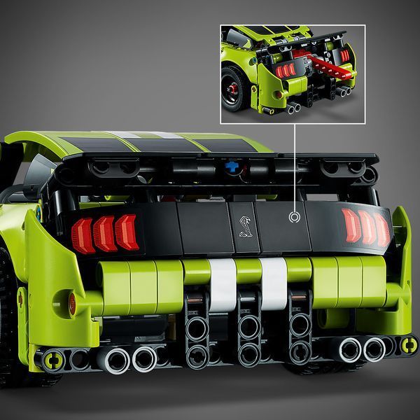 Конструктор LEGO Technic 42138 Ford Mustang Shelby GT500 42138 фото