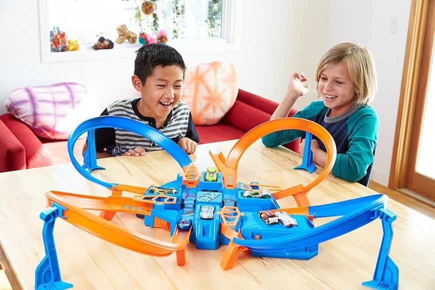 Автотрек Хот Вілс Зіткнення хрест навхрест Hot Wheels Criss Cross Crash DTN42 DTN42 фото