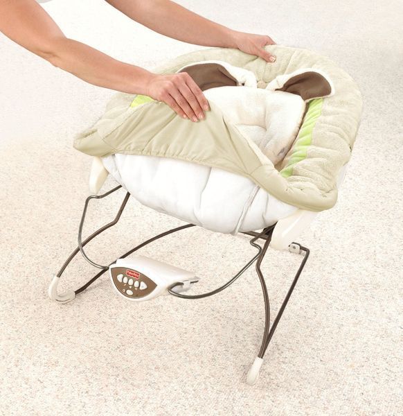 Шезлонг кресло качалка Маленький Кролик Делюкс Fisher Price BMF05 BMF05 фото