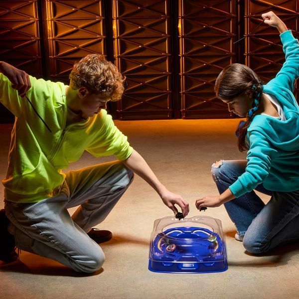 Игровой набор с ареной Бейблейд &mdash; Beyblade X Drop Attack Battle Set with Beystadium Arena (G0842) G0842 фото