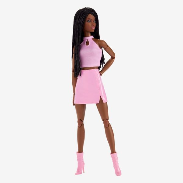 Коллекционная кукла Barbie Looks #21 &mdash; С черными косами в розовом (HRM13) HRM13 фото