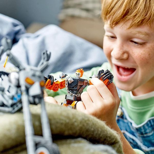 Конструктор LEGO Marvel 76245 Призрачный гонщик: робот и мотоцикл 76245 фото