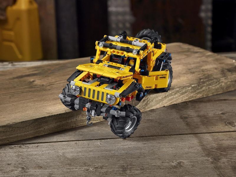 Конструктор LEGO Technic 42122 Jeep Wrangler 42122 фото