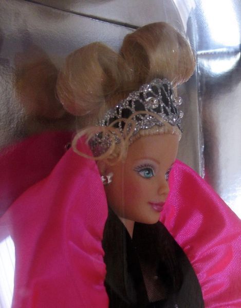 Коллекционная кукла Барби Счастливого Рождества 1998 &mdash; Barbie Happy Holidays (20200) 20200 фото
