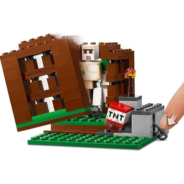 Конструктор LEGO Minecraft 21159 Аванпост розбійників 21159 фото