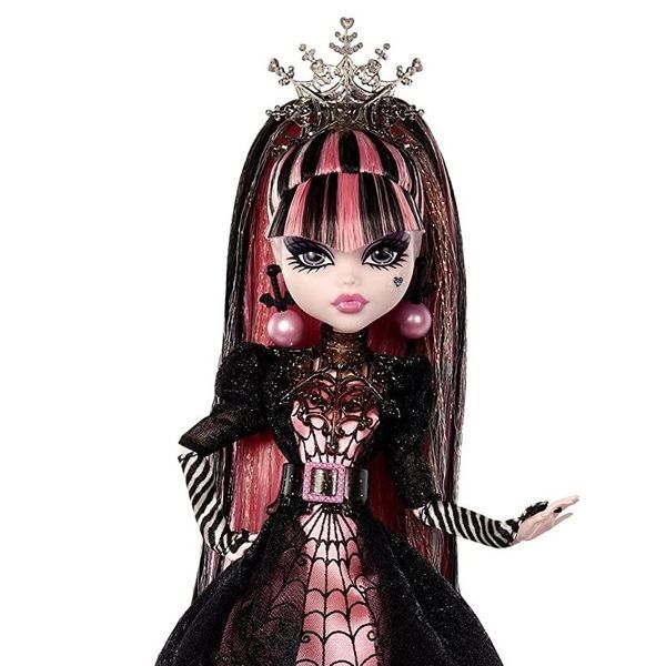 Лялька Monster High Дракулаура Святкова зимова &mdash; Draculaura Howliday Winter Edition (HKX67) HKX67 фото