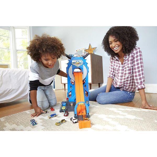 Автотрек Хот Вілс Сіті Мегараж Hot Wheels Mega Garage FTB68 FTB68 фото