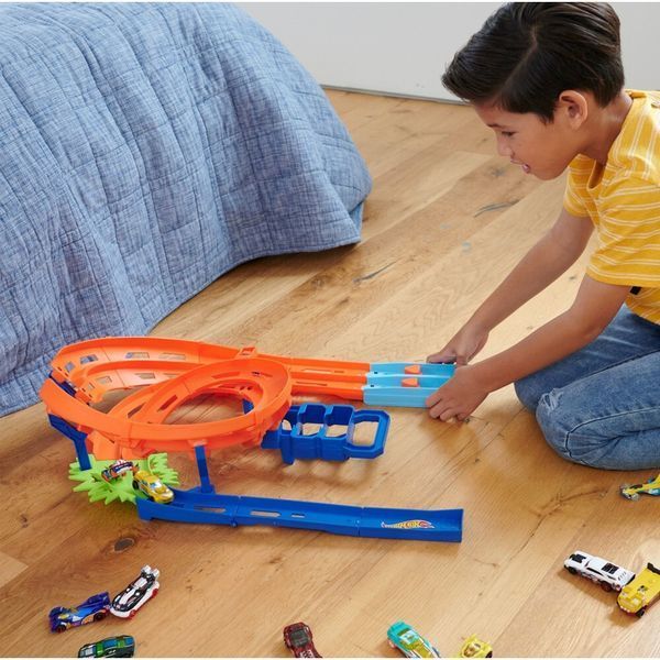 Автотрек Хот Вилс Круговая гоночная трасса Hot Wheels Whip Around Raceway HTK17 HTK17 фото