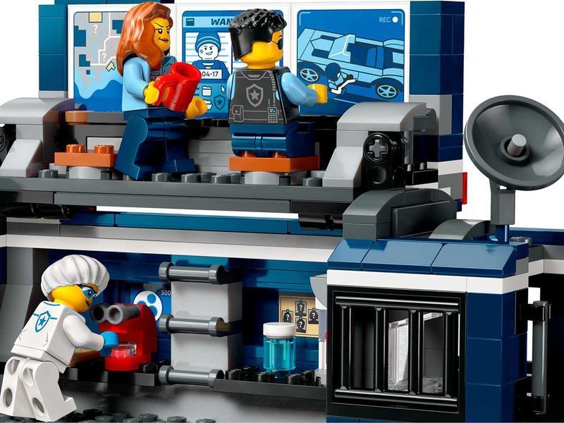 Конструктор LEGO City 60418 Полицейский грузовик с криминалистической лабораторией 60418 фото